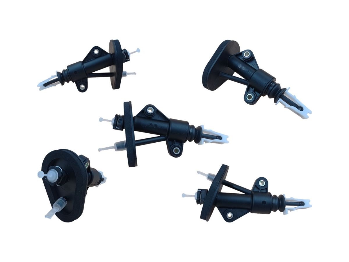 Bomba=Cilindro Maestro (Va En El Pedal) Chevrolet Spin Active 7/Prisma/Tracker Ii Nafta/Sonic Lt Ltz/Spin Lt Ltz/Onix/Cobalt 12-25