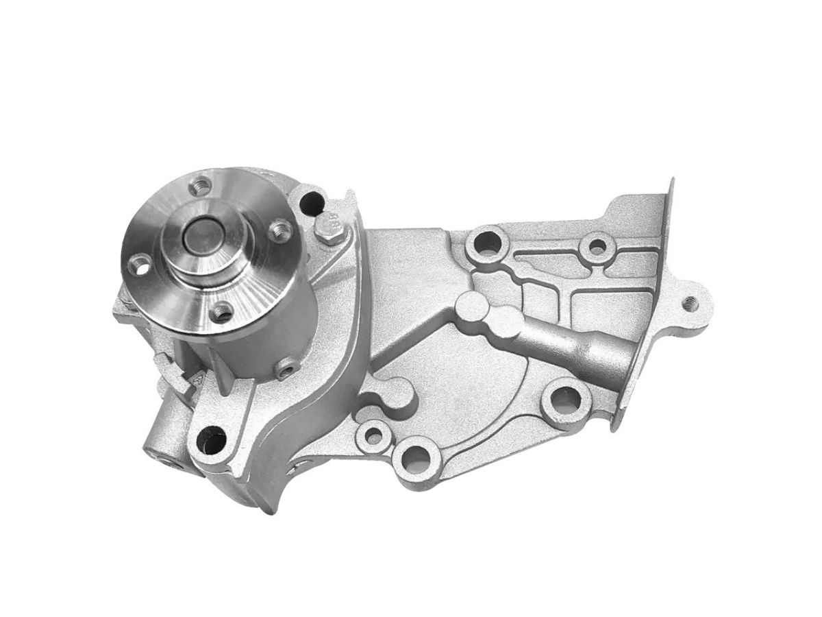 Bomba Agua C/Carcaza Cherry QQ 308/311/Yo-Ki Pick Up 08-25