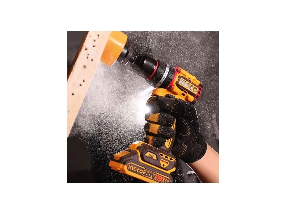 ATORNILLADOR 20VOLT C PERCUTOR MANDRIL METAL Y VALIJA INGCO SIN CARBONES